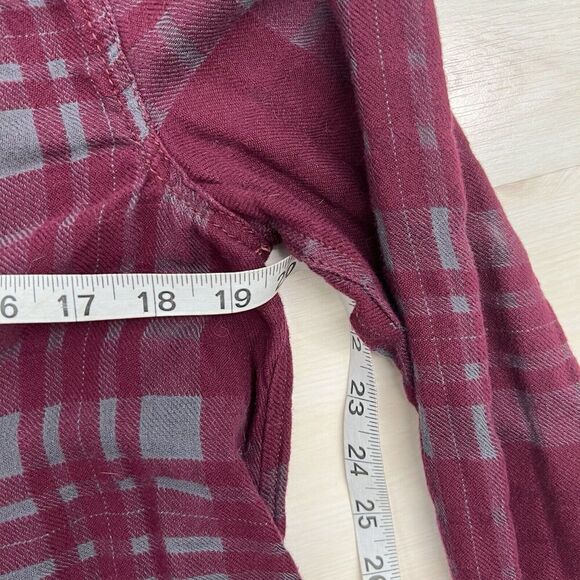 Free People Baby Blues Plaid Tunic Top Small Flannel Burgundy Pockets - Picture 14 of 16